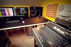 studio-wb